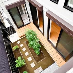 コの字型の家 後悔